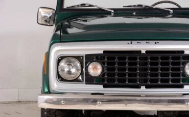 Jeep-Commando-1972-Green-Black-14