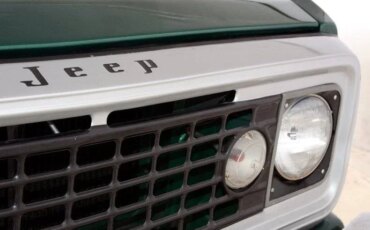 Jeep-Commando-1972-Green-Black-17