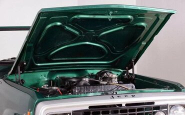 Jeep-Commando-1972-Green-Black-18