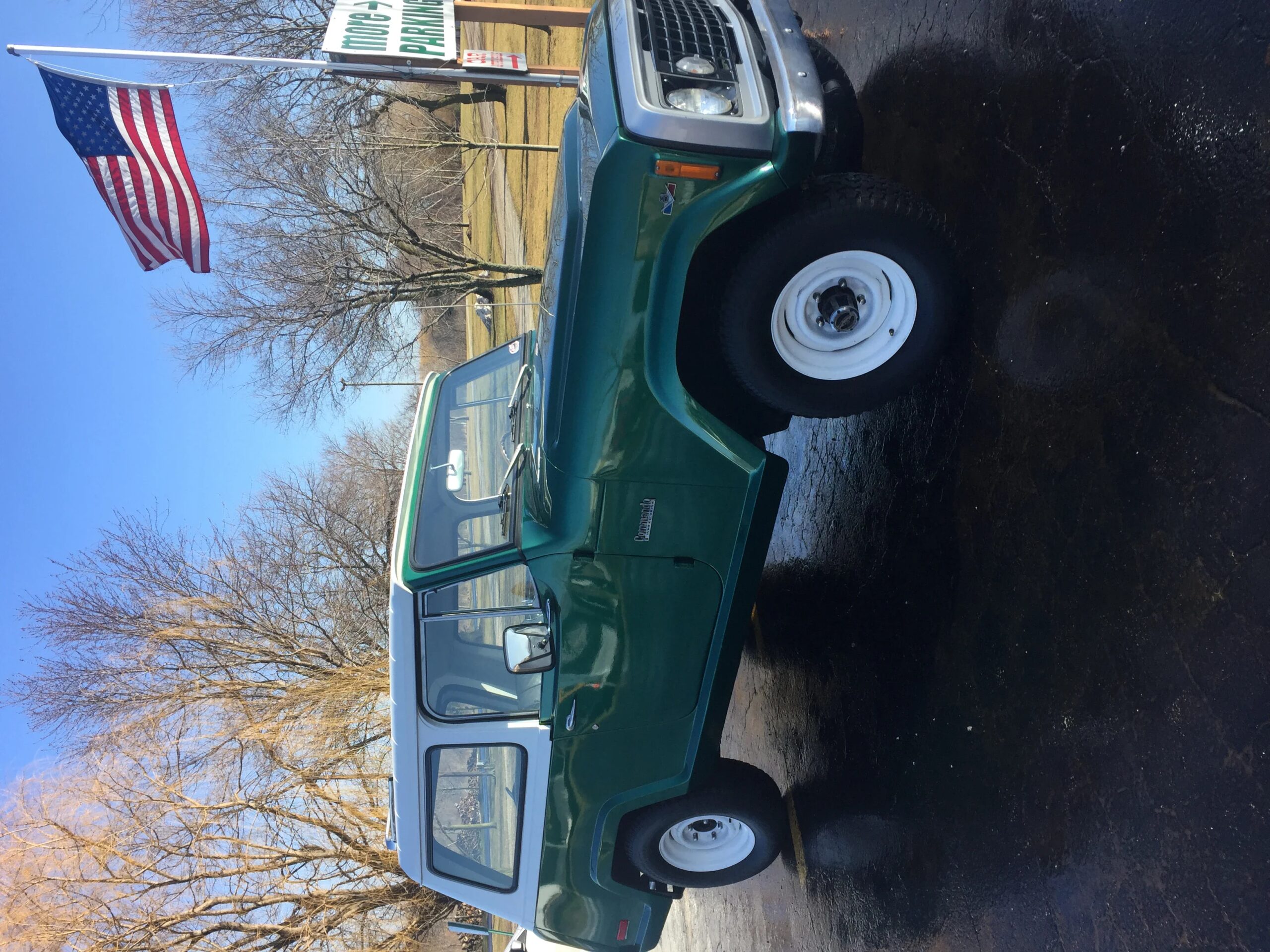 Jeep-Commando-1972-Green-Black-4