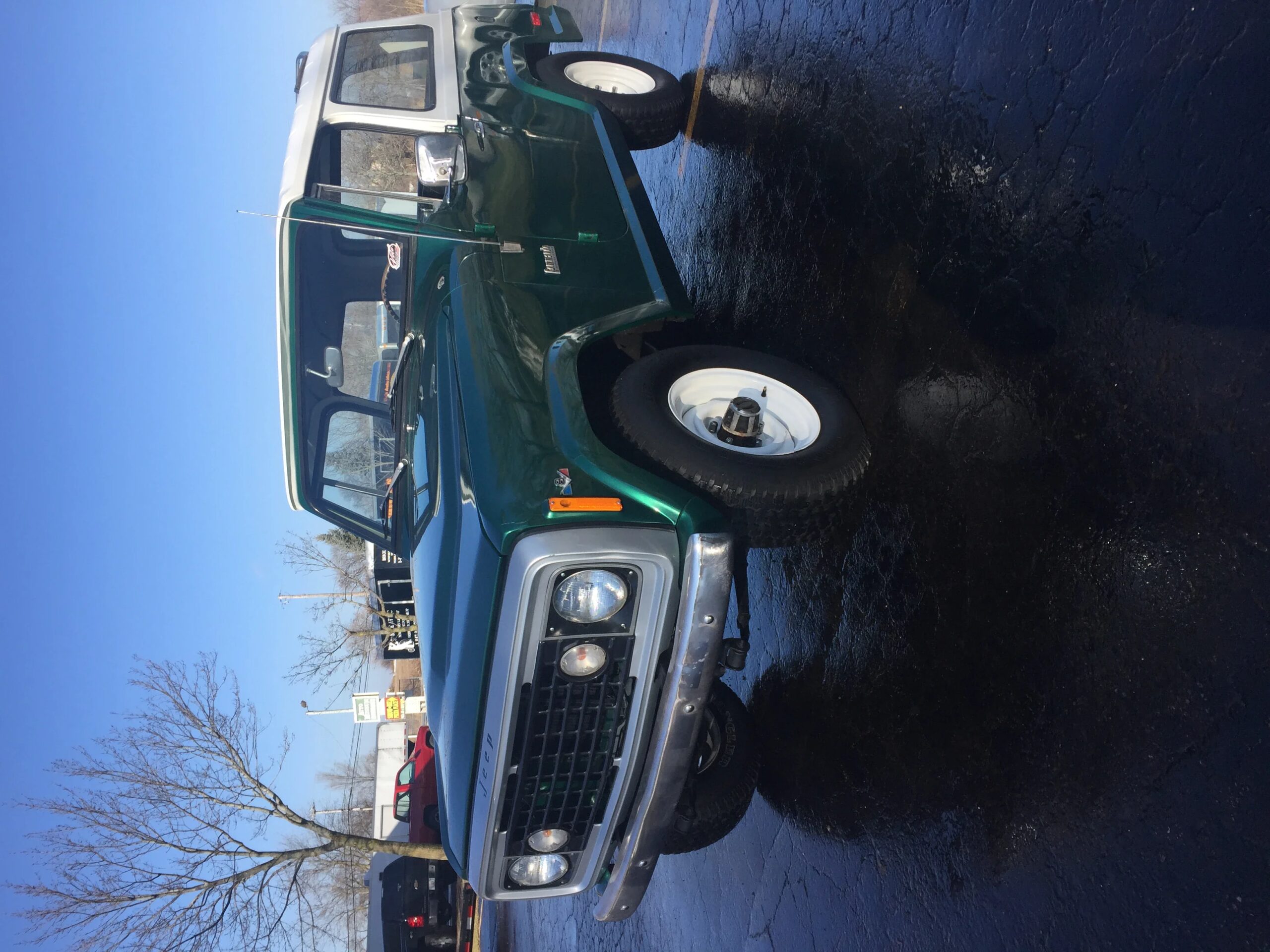 Jeep-Commando-1972-Green-Black-5
