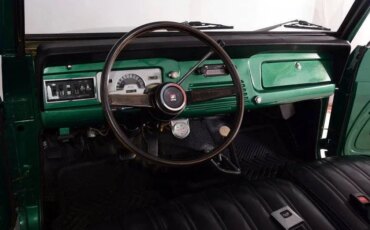 Jeep-Commando-1972-Green-Black-6