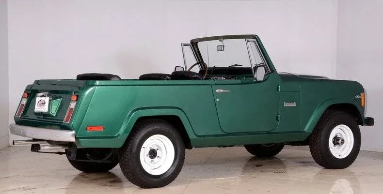 Jeep-Commando-1972-Green-Black-9