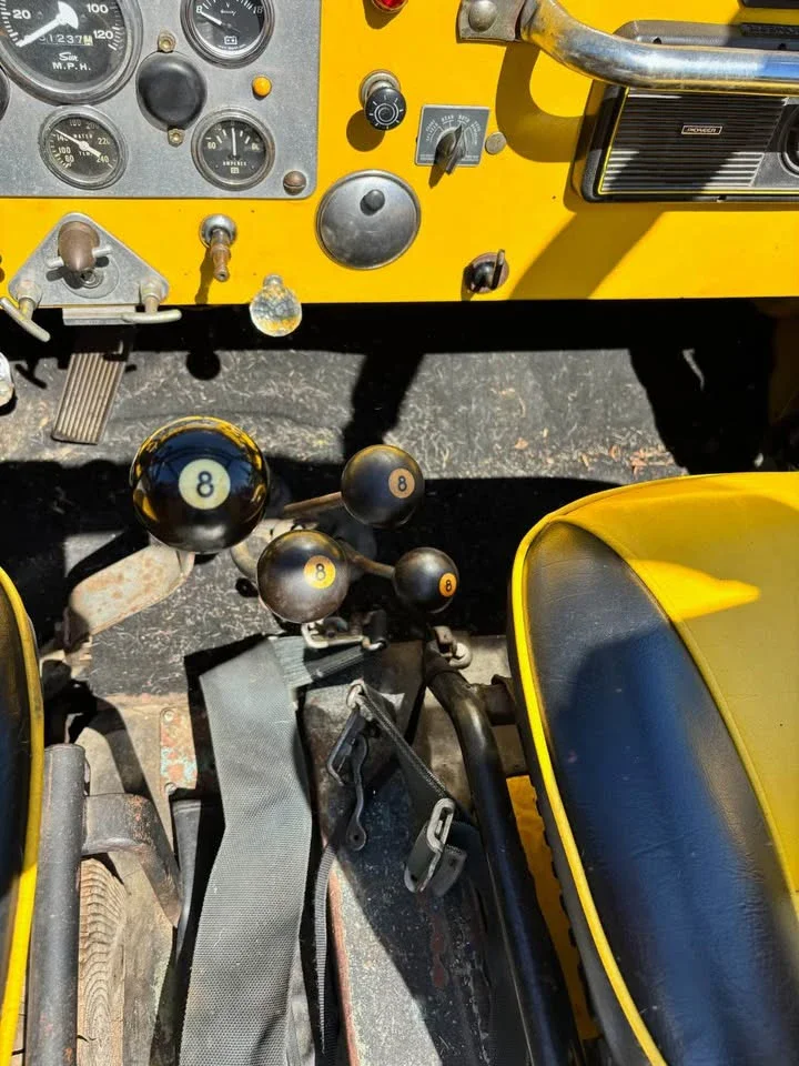 Jeep-Custom-1954-Yellow-Black-5