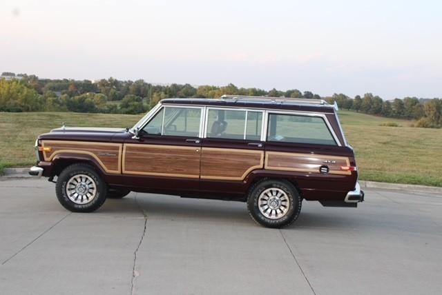 Jeep Grand Wagoneer 1987 SUV