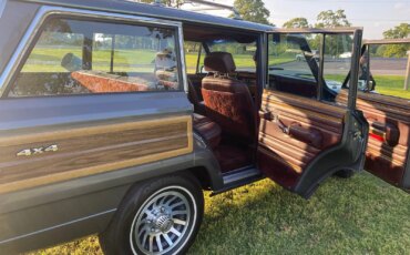 Jeep-Grand-wagoneer-1989-Charcoal-Burgundy-11