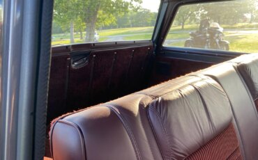 Jeep-Grand-wagoneer-1989-Charcoal-Burgundy-13