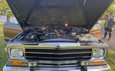 Jeep-Grand-wagoneer-1989-Charcoal-Burgundy-18