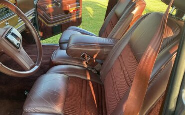 Jeep-Grand-wagoneer-1989-Charcoal-Burgundy-21