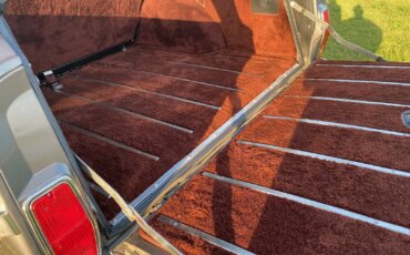 Jeep-Grand-wagoneer-1989-Charcoal-Burgundy-22