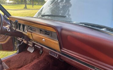 Jeep-Grand-wagoneer-1989-Charcoal-Burgundy-30