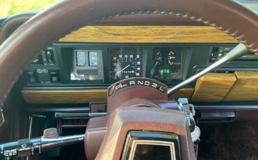 Jeep-Grand-wagoneer-1989-Charcoal-Burgundy-32