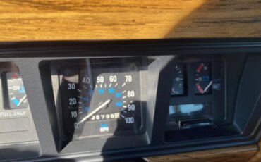 Jeep-Grand-wagoneer-1989-Charcoal-Burgundy-47