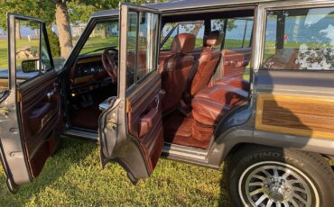 Jeep-Grand-wagoneer-1989-Charcoal-Burgundy-55