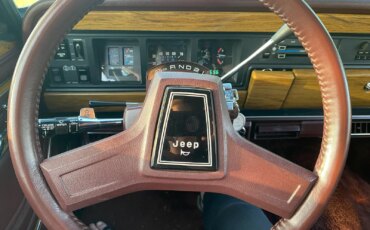 Jeep-Grand-wagoneer-1989-Charcoal-Burgundy-6