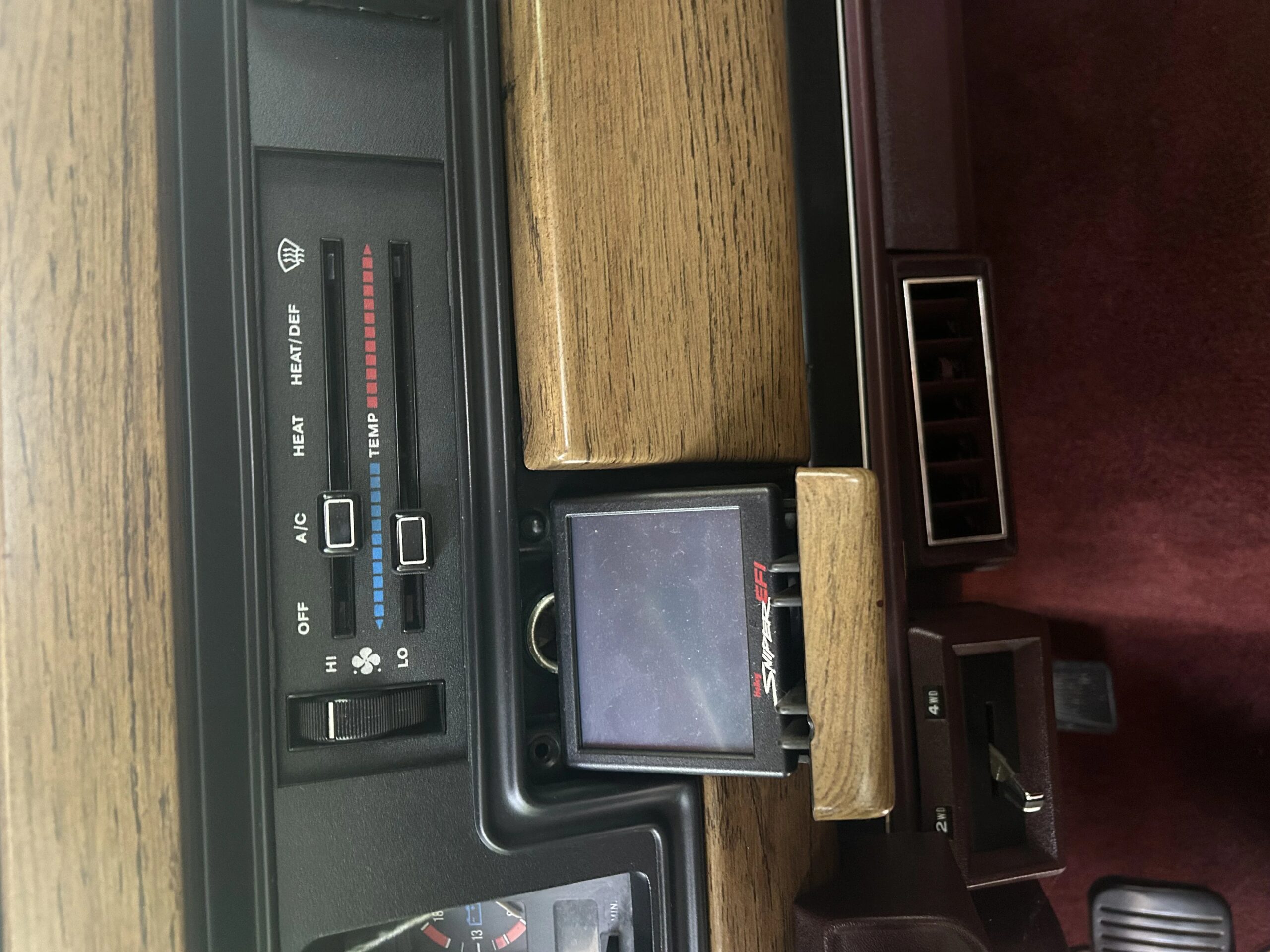 Jeep-Grand-wagoneer-1989-Gray-Burgundy-12