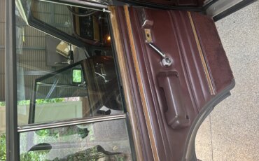 Jeep-Grand-wagoneer-1989-Gray-Burgundy-19