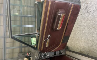 Jeep-Grand-wagoneer-1989-Gray-Burgundy-21