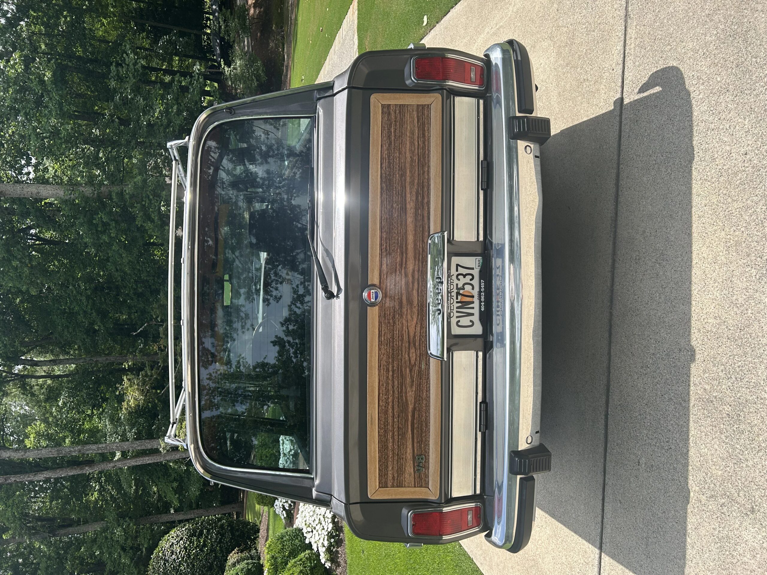 Jeep-Grand-wagoneer-1989-Gray-Burgundy-25