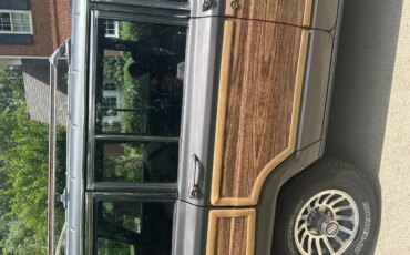 Jeep-Grand-wagoneer-1989-Gray-Burgundy-31