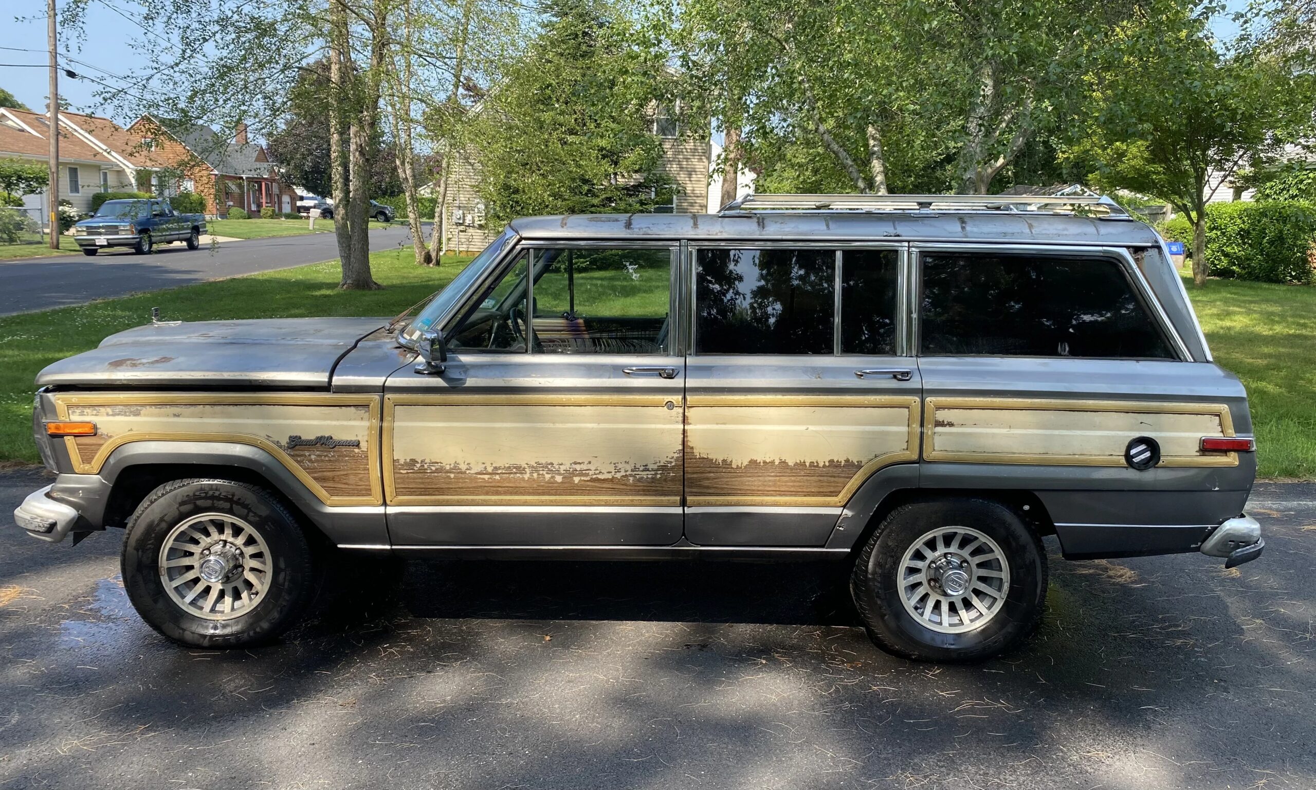 Jeep-Grand-wagoneer-1989-Gray-Burgundy