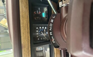 Jeep-Grand-wagoneer-1989-Gray-Burgundy-9