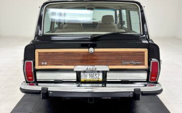 Jeep-Grand-wagoneer-1991-Black-Beige-16