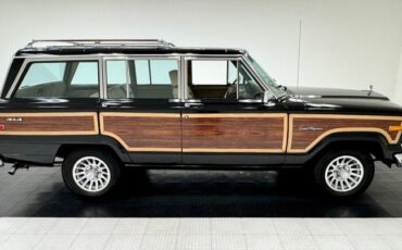 Jeep-Grand-wagoneer-1991-Black-Beige-2