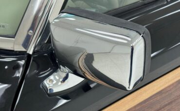 Jeep-Grand-wagoneer-1991-Black-Beige-23