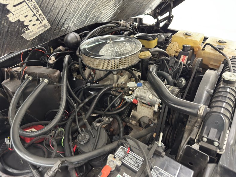 Jeep-Grand-wagoneer-1991-Black-Beige-29