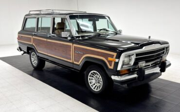 Jeep-Grand-wagoneer-1991-Black-Beige-3