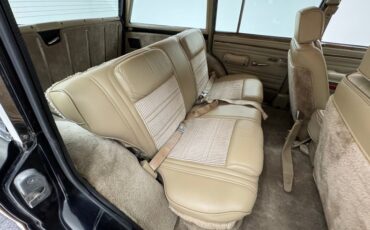 Jeep-Grand-wagoneer-1991-Black-Beige-9