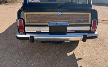 Jeep-Grand-wagoneer-1991-Black-Tan-6