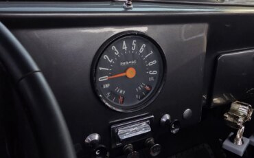 Jeep-J-series-pickup-1962-Gray-13