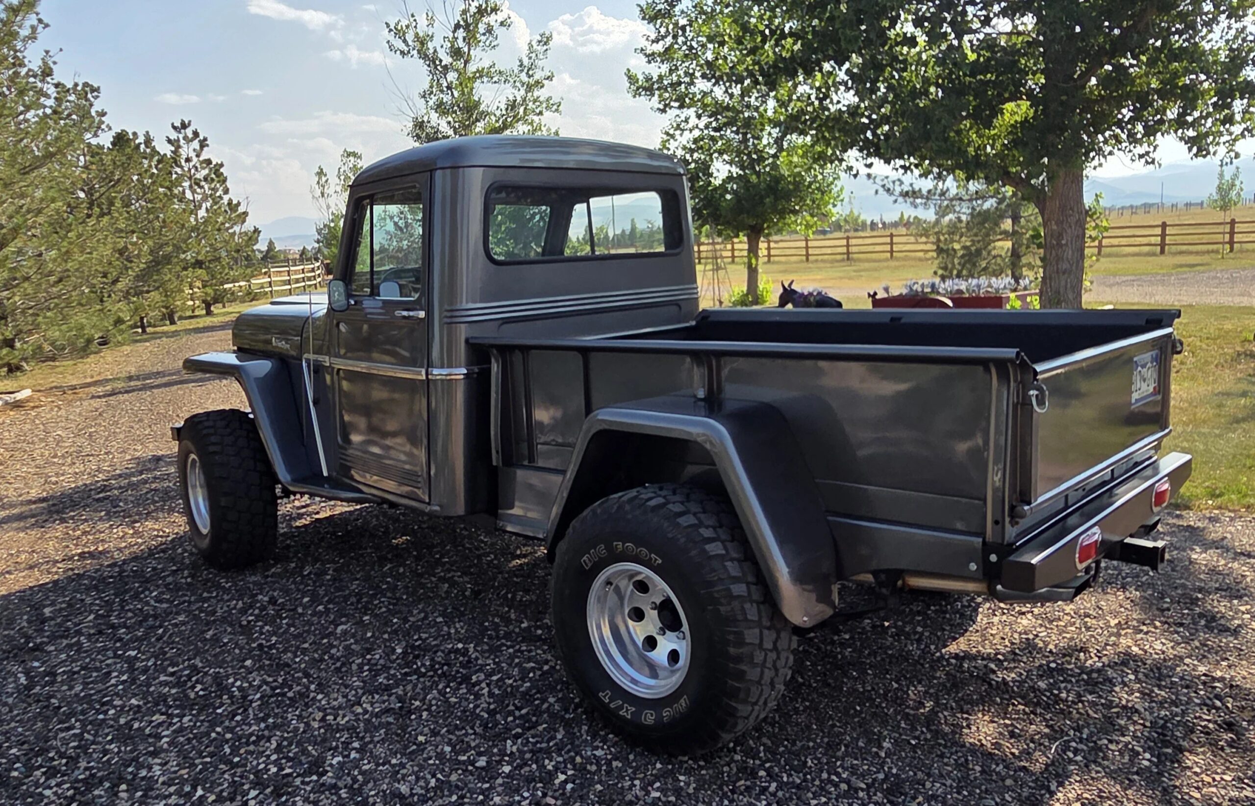 Jeep-J-series-pickup-1962-Gray-7