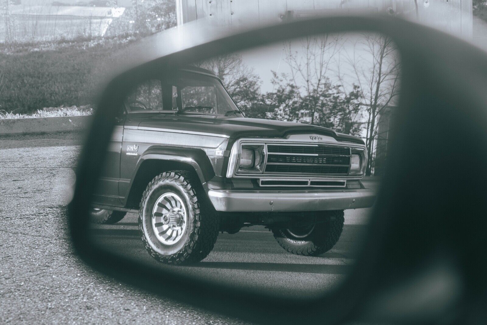 Jeep-J10-1981-10