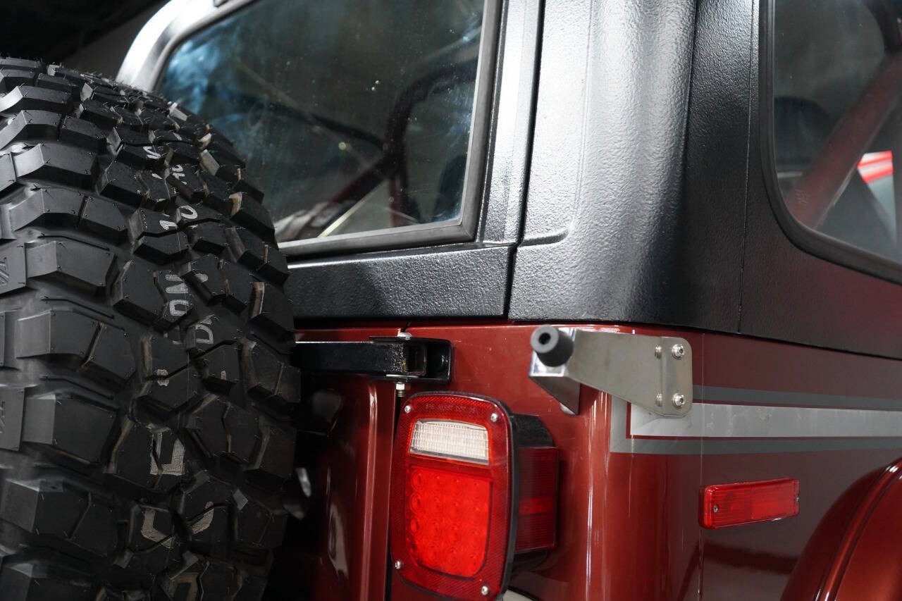 Jeep-Jeep-1985-SUV-39