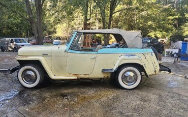 Jeep-Jeepster-1948-Yellow-Tan-9