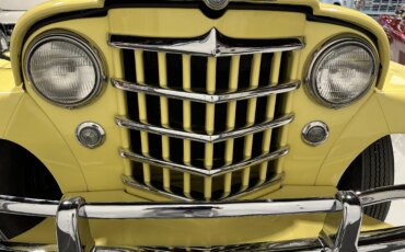 Jeep-Jeepster-1949-Yellow-Black-10