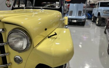 Jeep-Jeepster-1949-Yellow-Black-12