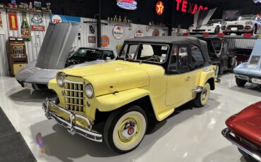 Jeep-Jeepster-1949-Yellow-Black-17