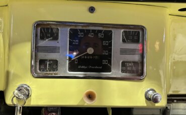 Jeep-Jeepster-1949-Yellow-Black-47