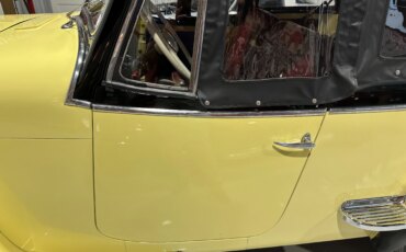 Jeep-Jeepster-1949-Yellow-Black-59