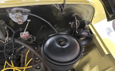 Jeep-Jeepster-1949-Yellow-Black-6