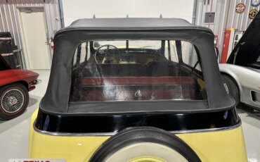 Jeep-Jeepster-1949-Yellow-Black-60
