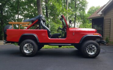 Jeep-Scrambler-1981-Red-Black-3