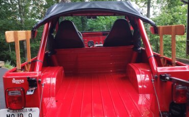 Jeep-Scrambler-1981-Red-Black