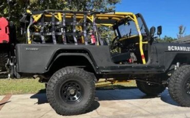Jeep-Scrambler-1982-Black-Black-11