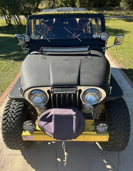Jeep-Scrambler-1982-Black-Black-12
