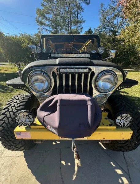 Jeep-Scrambler-1982-Black-Black-13
